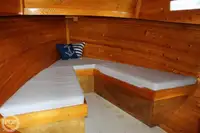 Zivju pārstrādes kuģis pārdod