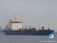 Naftas / Ķīmisko vielu tankkuģis pārdod
