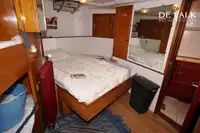 Pētniecības kuģis pārdod