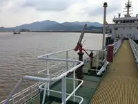 Naftas / Ķīmisko vielu tankkuģis pārdod