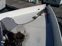 Niršanas atbalsta kuģis pārdod
