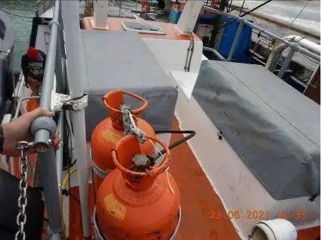 Trallers pārdod