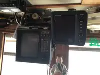 Trallers pārdod