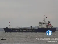 Naftas / Ķīmisko vielu tankkuģis pārdod