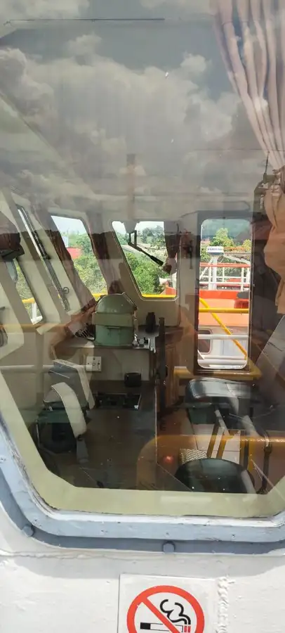 Naftas / Ķīmisko vielu tankkuģis pārdod