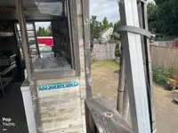Katamarāns pārdod