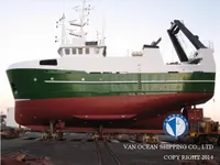 Trallers pārdod