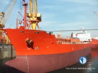Naftas / Ķīmisko vielu tankkuģis pārdod