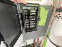 Trallers pārdod