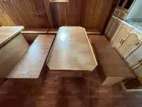 Trallers pārdod