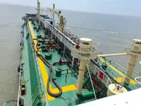Naftas / Ķīmisko vielu tankkuģis pārdod