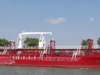 Naftas / Ķīmisko vielu tankkuģis pārdod