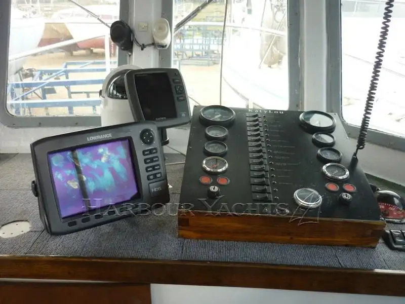 Trallers pārdod