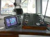 Trallers pārdod
