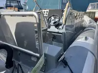 Cietā piepūšamā laiva pārdod