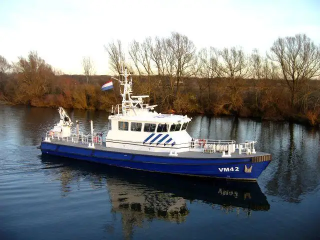 Hidrogrāfiskais kuģis pārdod