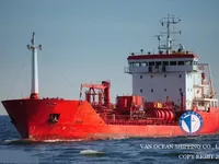 Naftas / Ķīmisko vielu tankkuģis pārdod