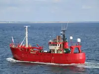 Ātrgaitas apgādes kuģis (FSV) pārdod