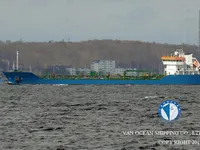 Naftas / Ķīmisko vielu tankkuģis pārdod