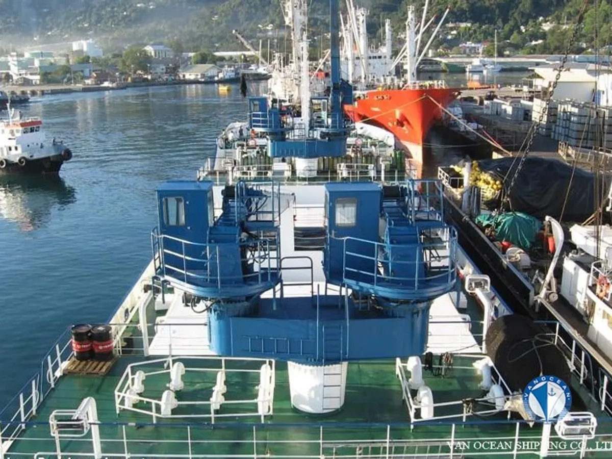 Reefer kuģis pārdod