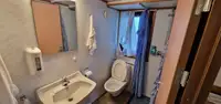 Bunkurkuģis pārdod