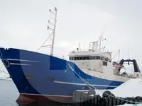 Trallers pārdod
