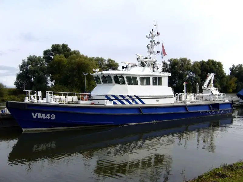 Hidrogrāfiskais kuģis pārdod