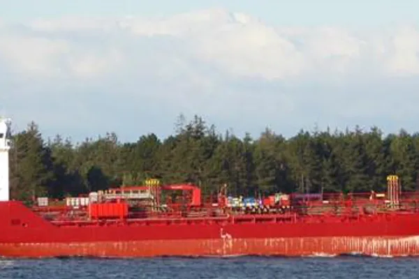Oil/Chemical tanker for sale