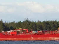 Naftas / Ķīmisko vielu tankkuģis pārdod