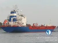 Naftas / Ķīmisko vielu tankkuģis pārdod