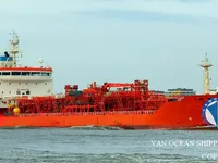 Naftas / Ķīmisko vielu tankkuģis pārdod