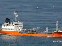 Naftas / Ķīmisko vielu tankkuģis pārdod