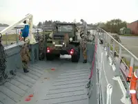 Desanta kuģis, tankkuģis pārdod