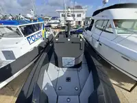 Cietā piepūšamā laiva pārdod