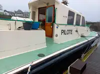Loču laiva pārdošanā
