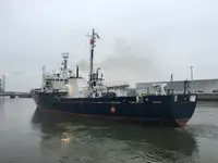 Hidrogrāfiskais kuģis pārdod