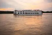 Kruīza kuģis pārdod