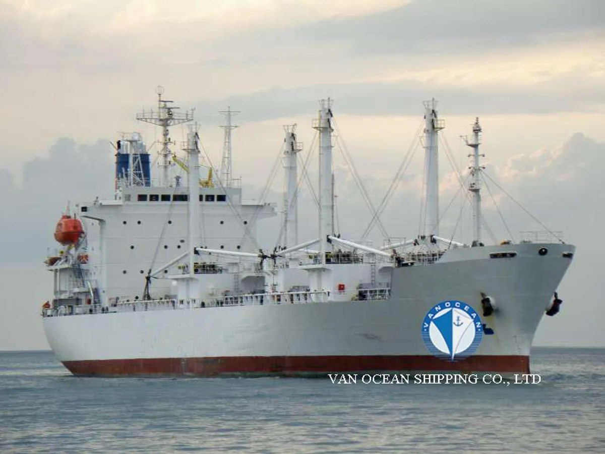 Reefer kuģis pārdod