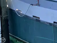 Garā līnija zvejas kuģis pārdod