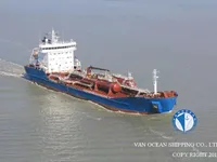 Naftas / Ķīmisko vielu tankkuģis pārdod