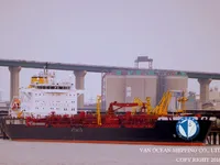 Naftas / Ķīmisko vielu tankkuģis pārdod