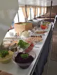 Kruīza kuģis pārdod