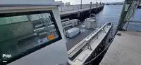 Niršanas atbalsta kuģis pārdod