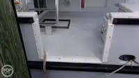 Niršanas atbalsta kuģis pārdod