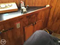 Trallers pārdod
