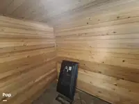 Trallers pārdod