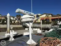 Trallers pārdod