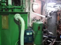 Naftas / Ķīmisko vielu tankkuģis pārdod
