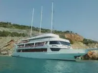 Pasažieru kuģis pārdod