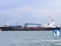 Naftas / Ķīmisko vielu tankkuģis pārdod
